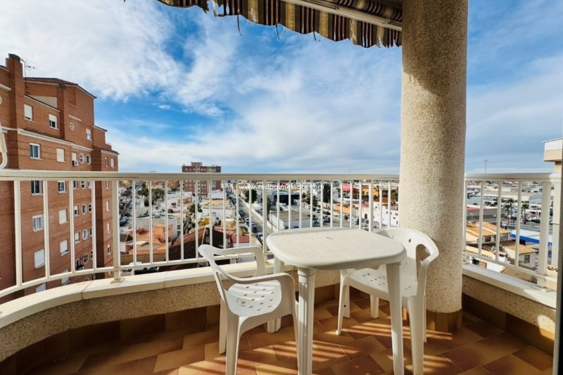Reventa - Apartamento -
Torrevieja