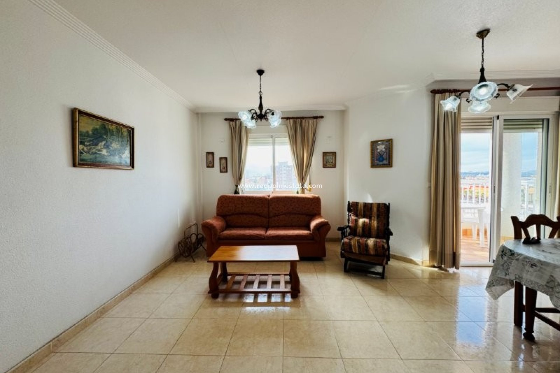 Reventa - Apartamento -
Torrevieja