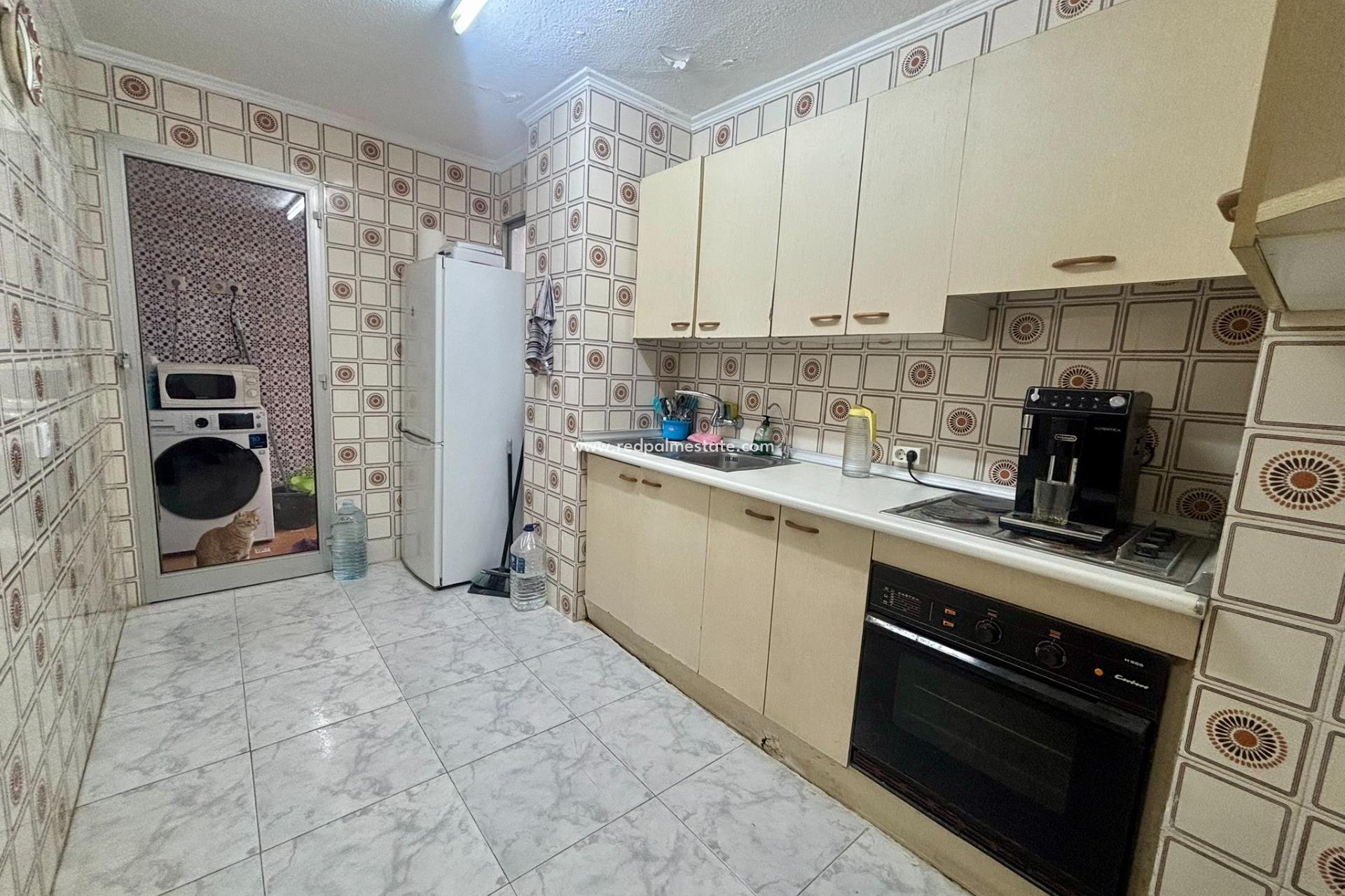 Reventa - Apartamento -
Torrevieja