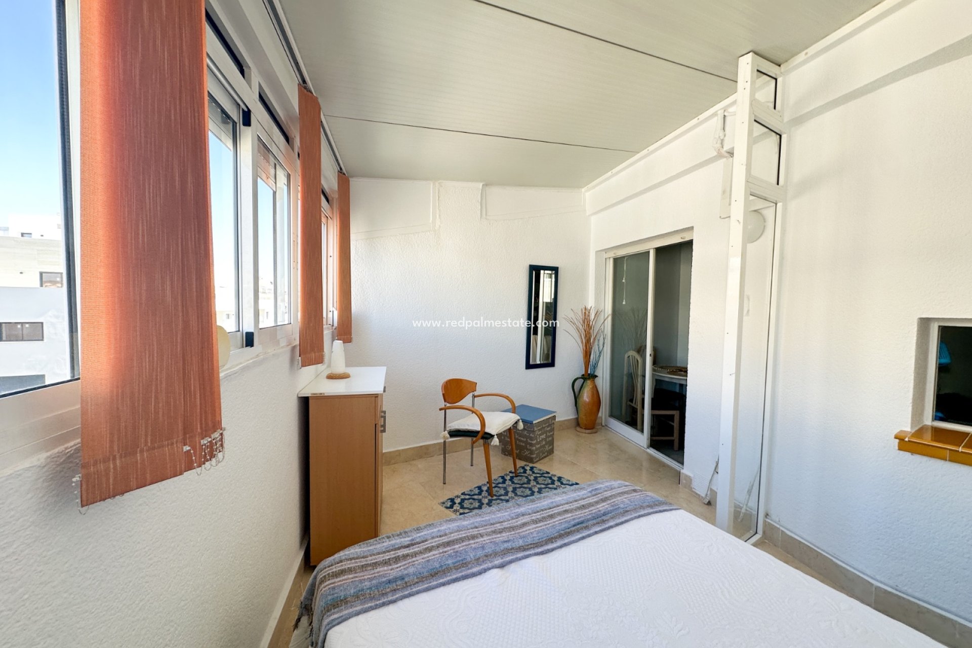 Reventa - Apartamento -
Torrevieja