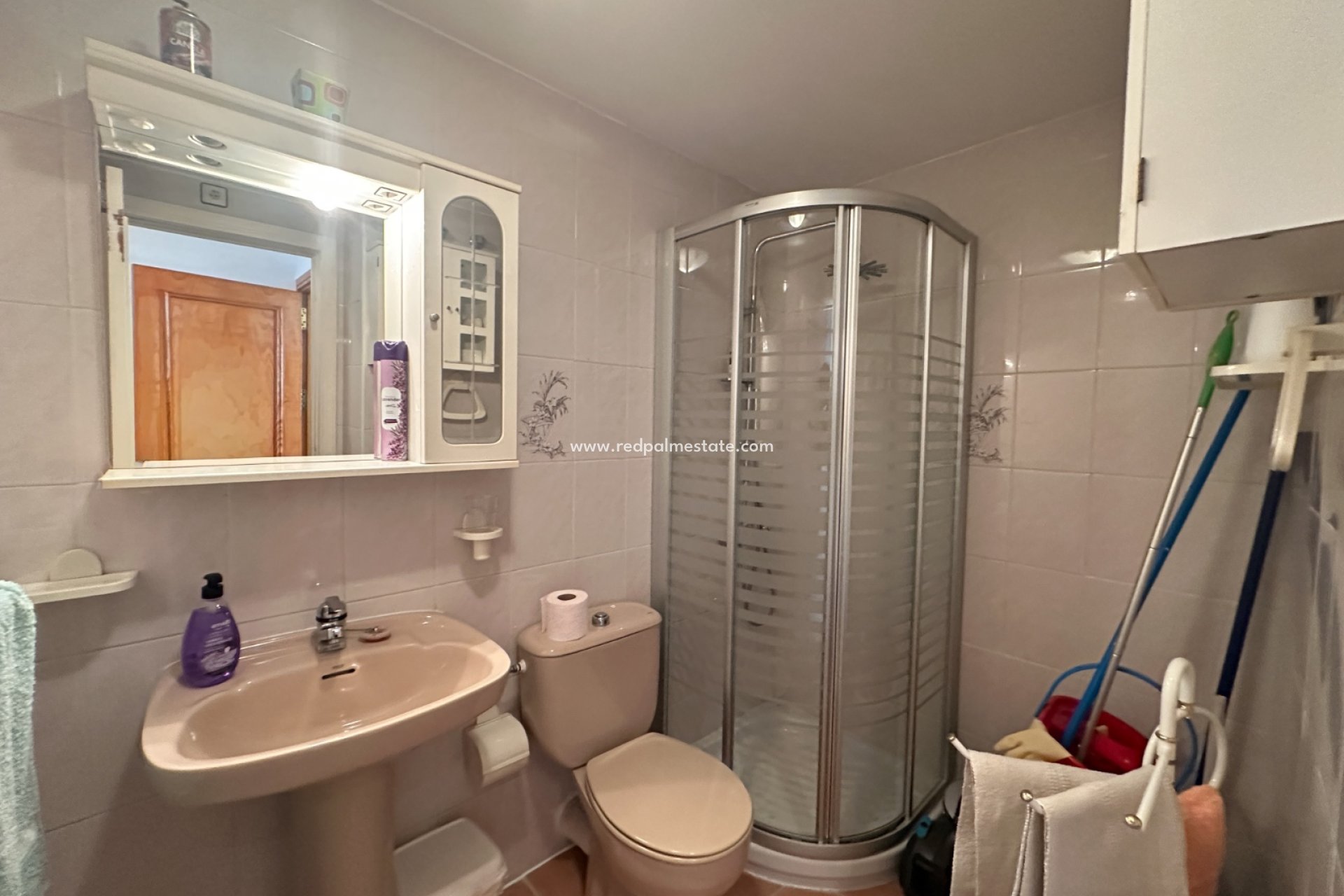 Reventa - Apartamento -
Torrevieja