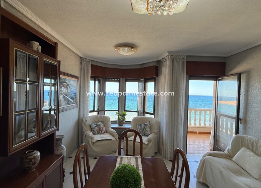 Reventa - Apartamento -
Torrevieja