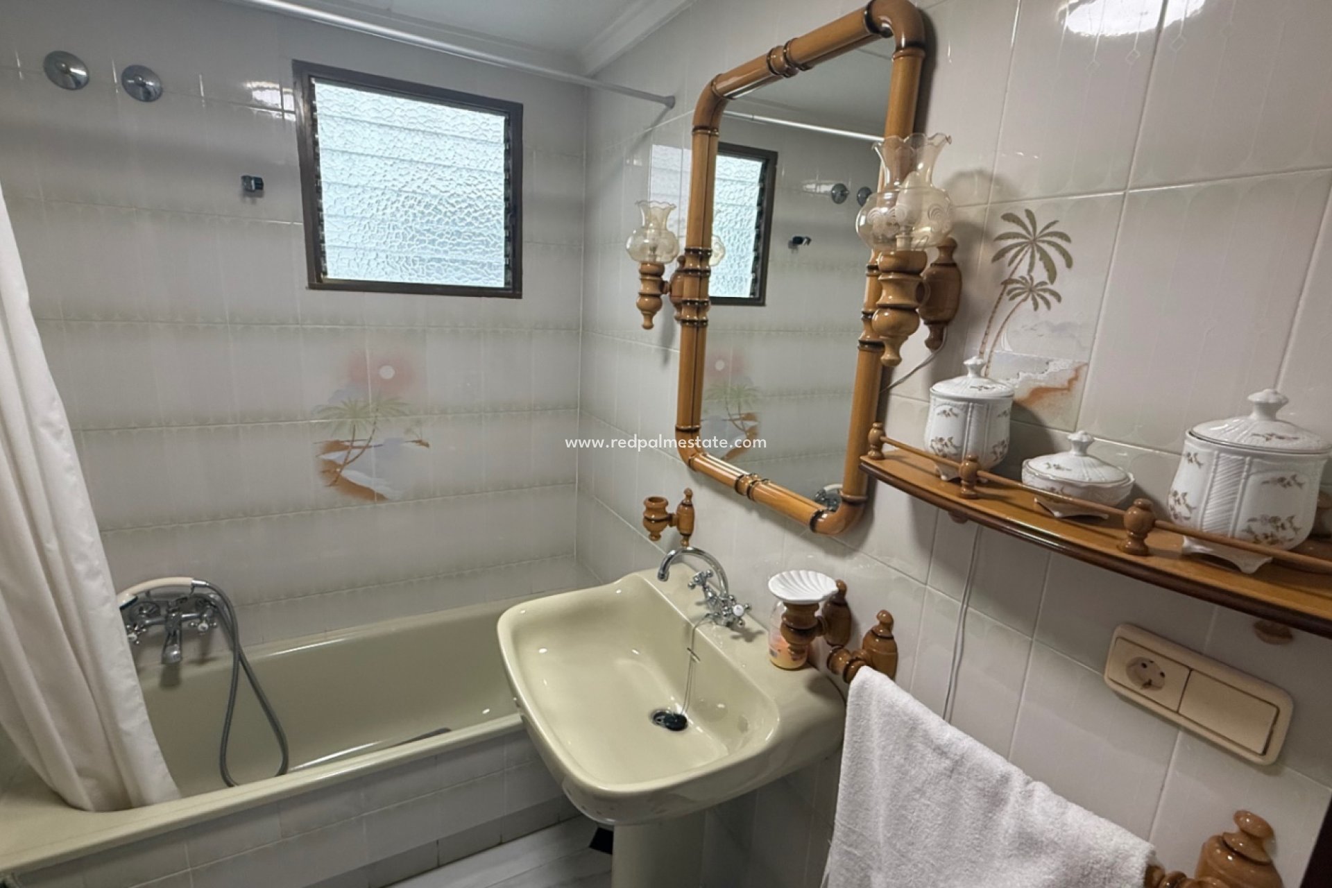 Reventa - Apartamento -
Torrevieja