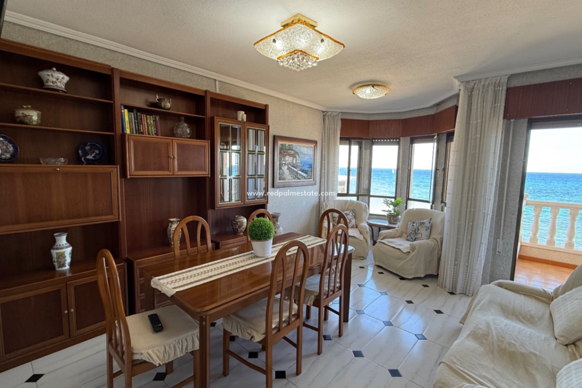 Reventa - Apartamento -
Torrevieja