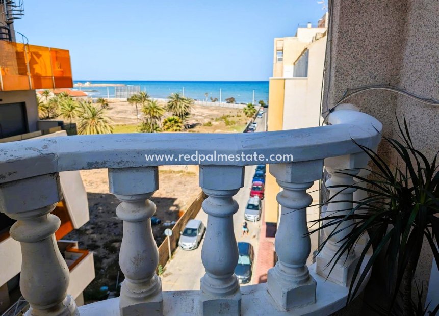 Reventa - Apartamento -
Torrevieja
