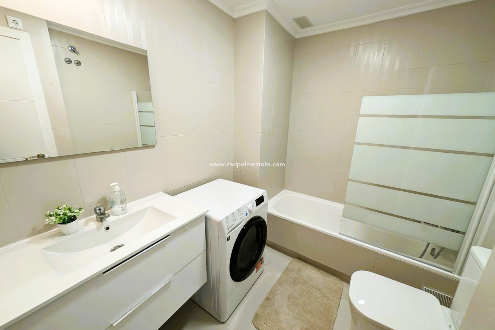 Reventa - Apartamento -
Torrevieja