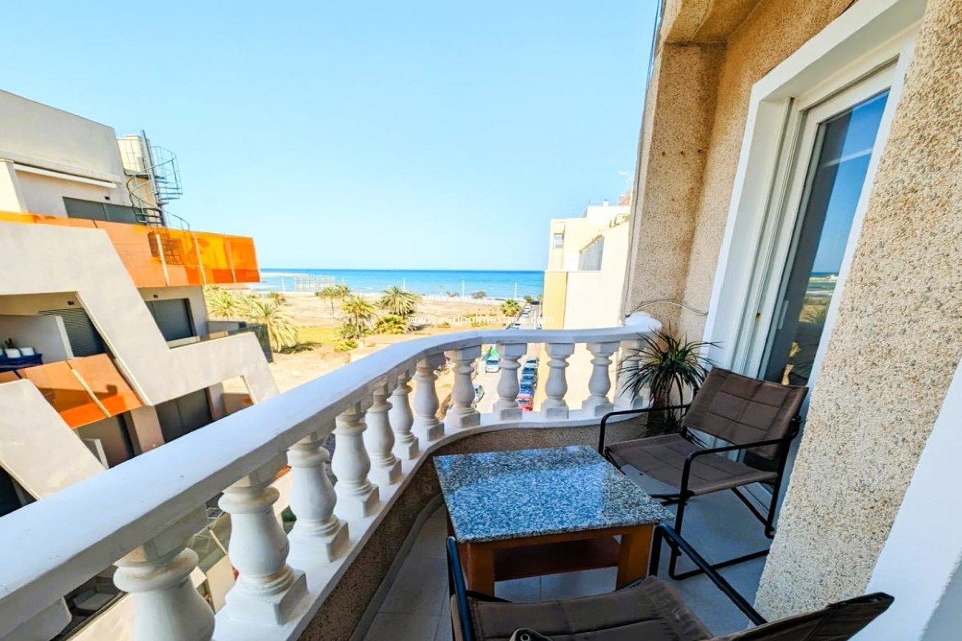 Reventa - Apartamento -
Torrevieja