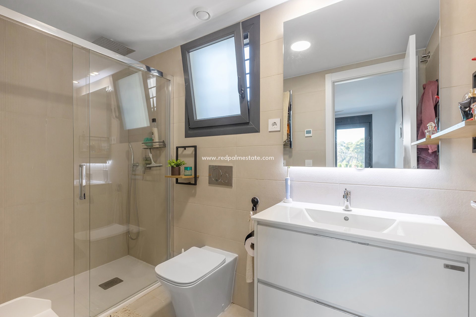 Reventa - Apartamento -
Torrevieja