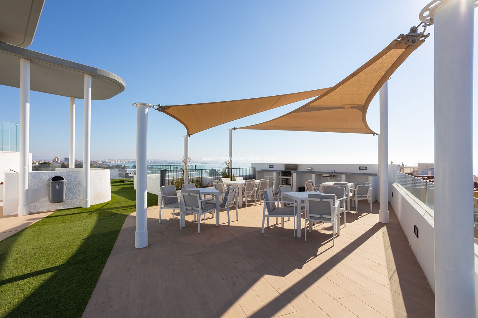 Reventa - Apartamento -
Torrevieja