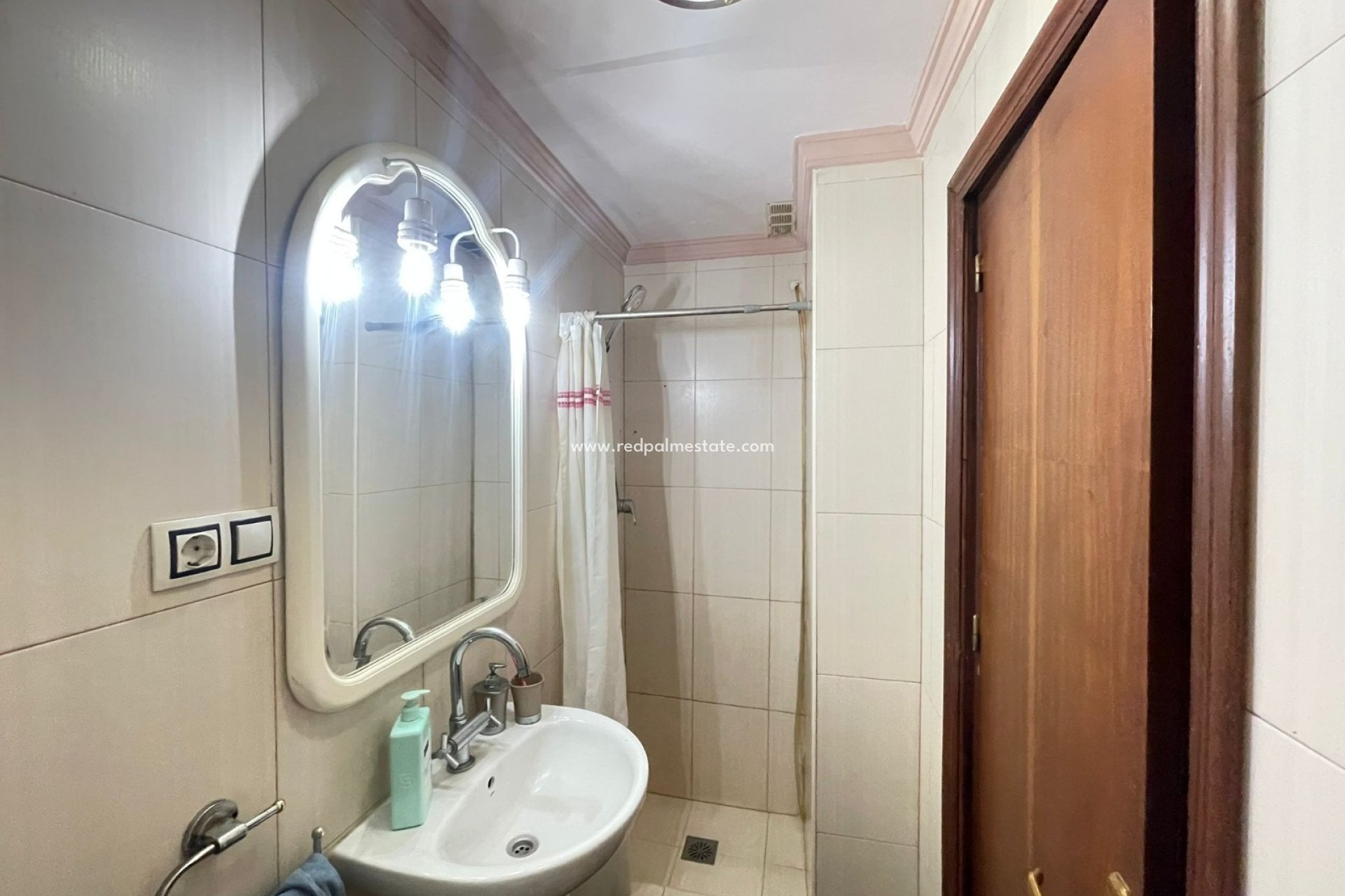 Reventa - Apartamento -
Torrevieja