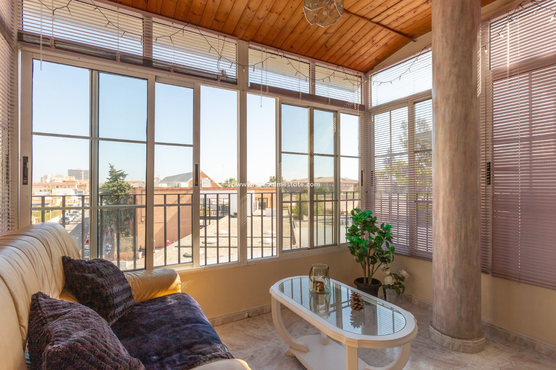 Reventa - Apartamento -
Torrevieja