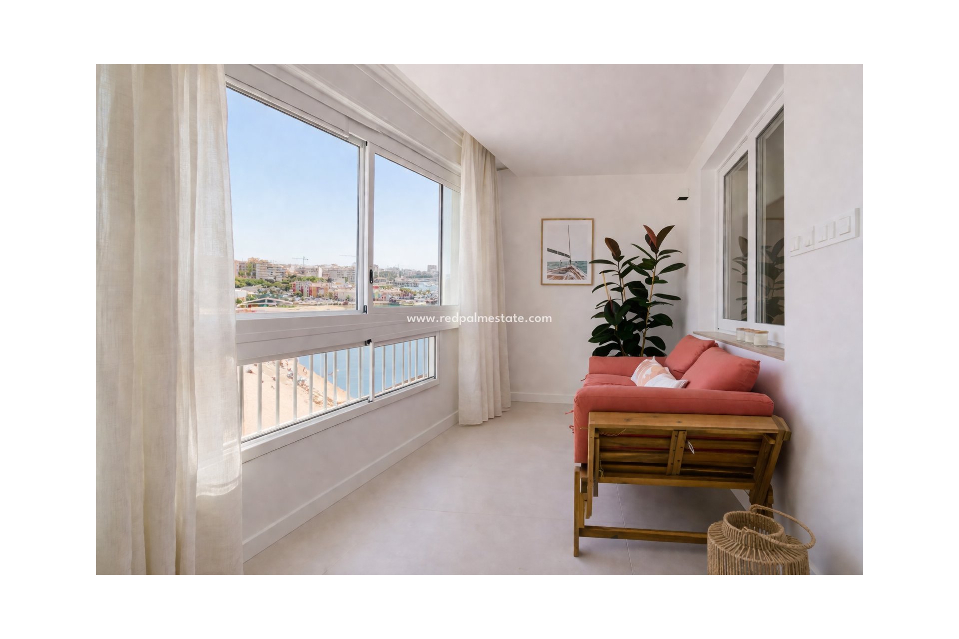 Reventa - Apartamento -
Torrevieja