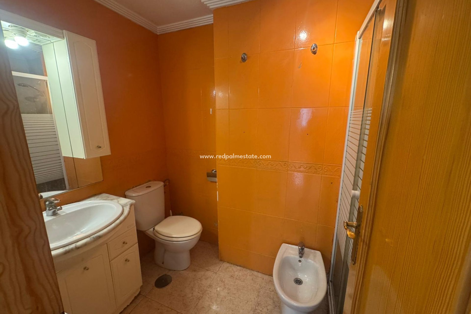 Reventa - Apartamento -
Torrevieja