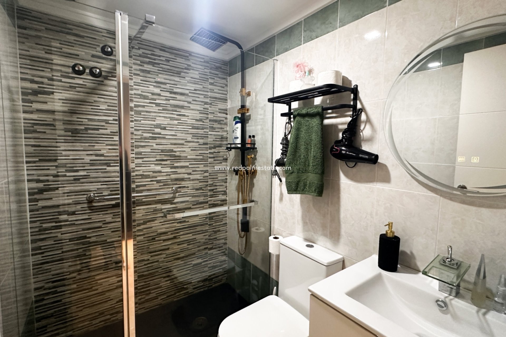 Reventa - Apartamento -
Torrevieja