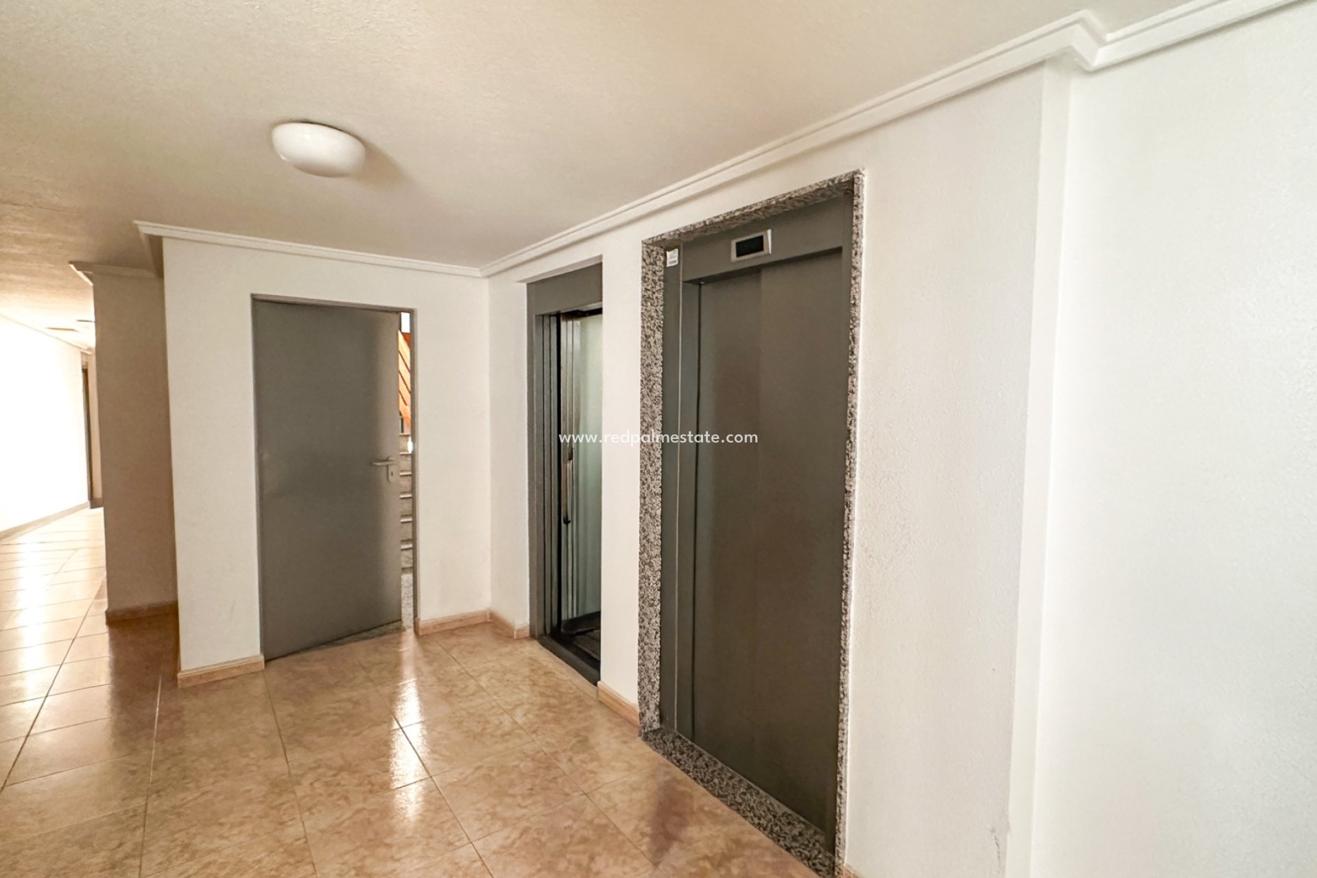 Reventa - Apartamento -
Torrevieja