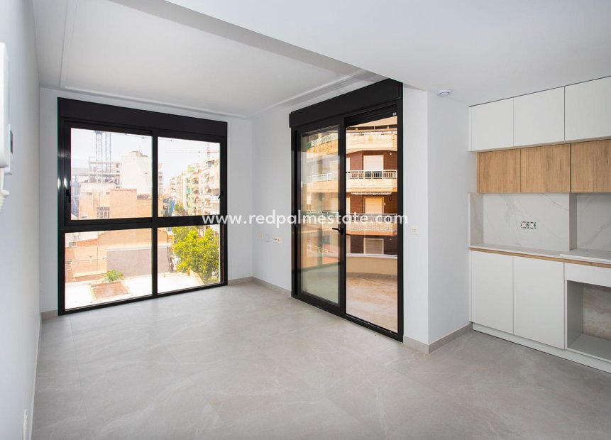 Reventa - Apartamento -
Torrevieja