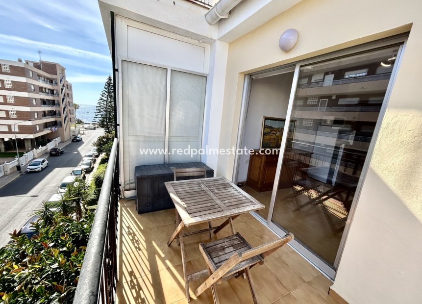 Reventa - Apartamento -
Torrevieja