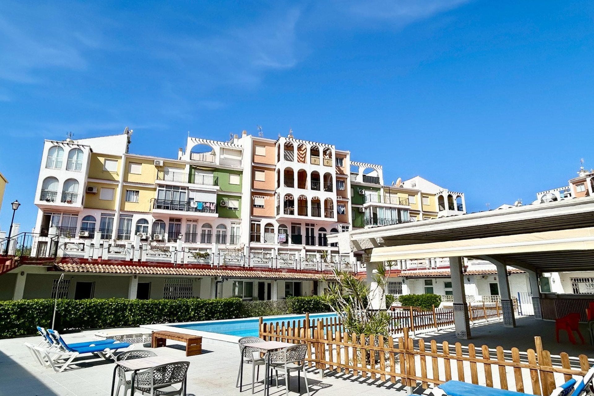 Reventa - Apartamento -
Torrevieja