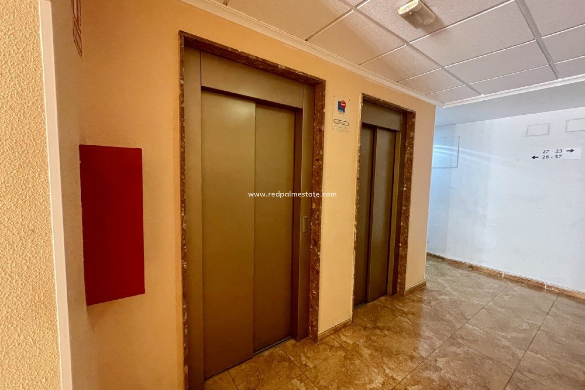 Reventa - Apartamento -
Torrevieja