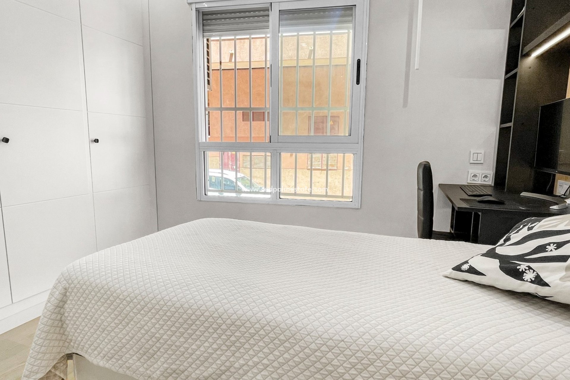 Reventa - Apartamento -
Torrevieja