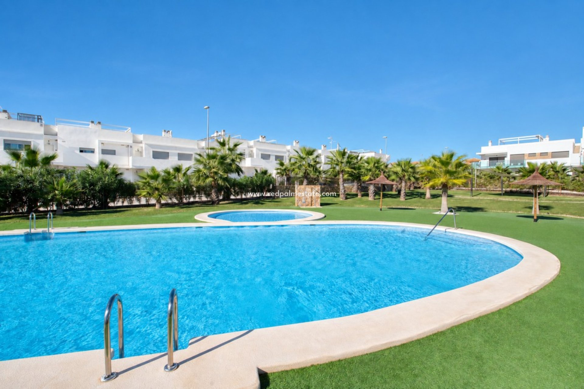 Reventa - Apartamento -
Vistabella Golf Entre Naranjos - Inland
