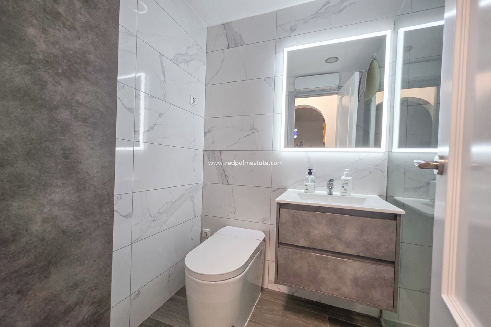 Reventa - Apartamento -
Vistabella Golf Entre Naranjos - Inland