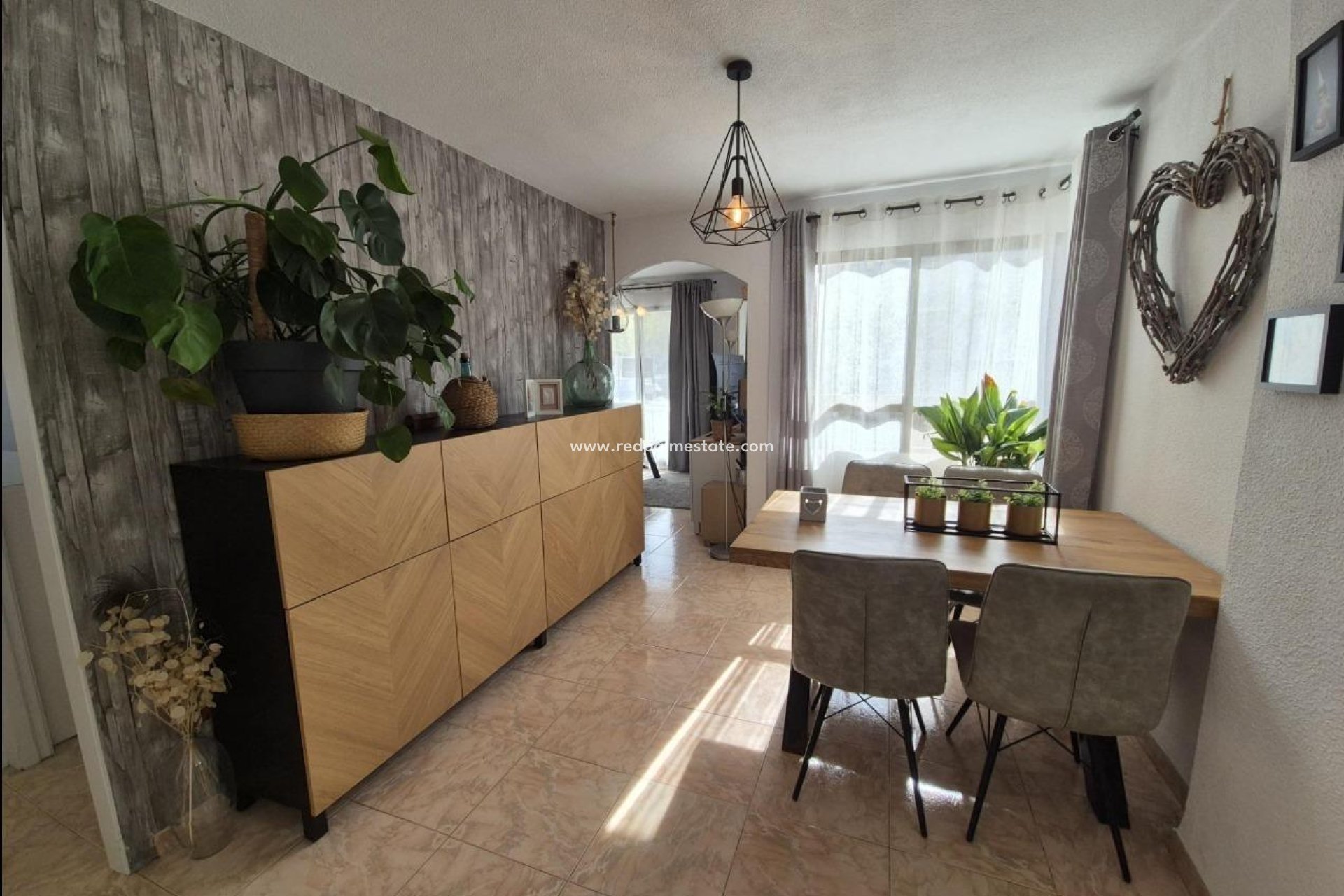 Reventa - Apartmentos -
Alfas del Pi - Pueblo