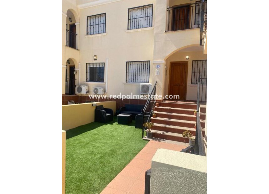 Reventa - Apartmentos -
Algorfa - Costa Blanca