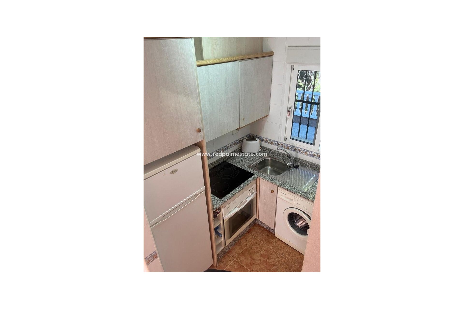 Reventa - Apartmentos -
Algorfa - Costa Blanca