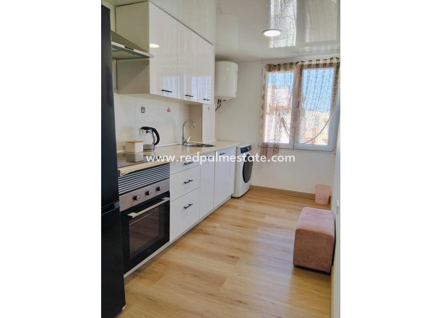 Reventa - Apartmentos -
Alicante - Altozano