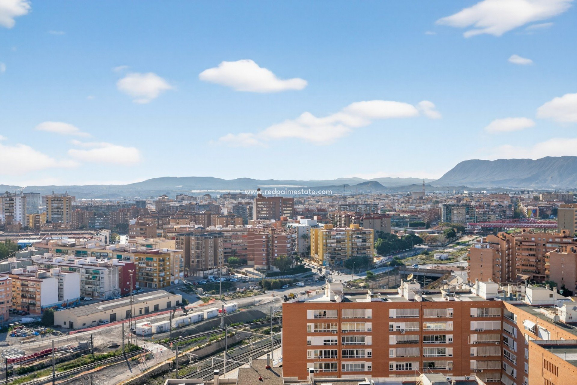 Reventa - Apartmentos -
Alicante