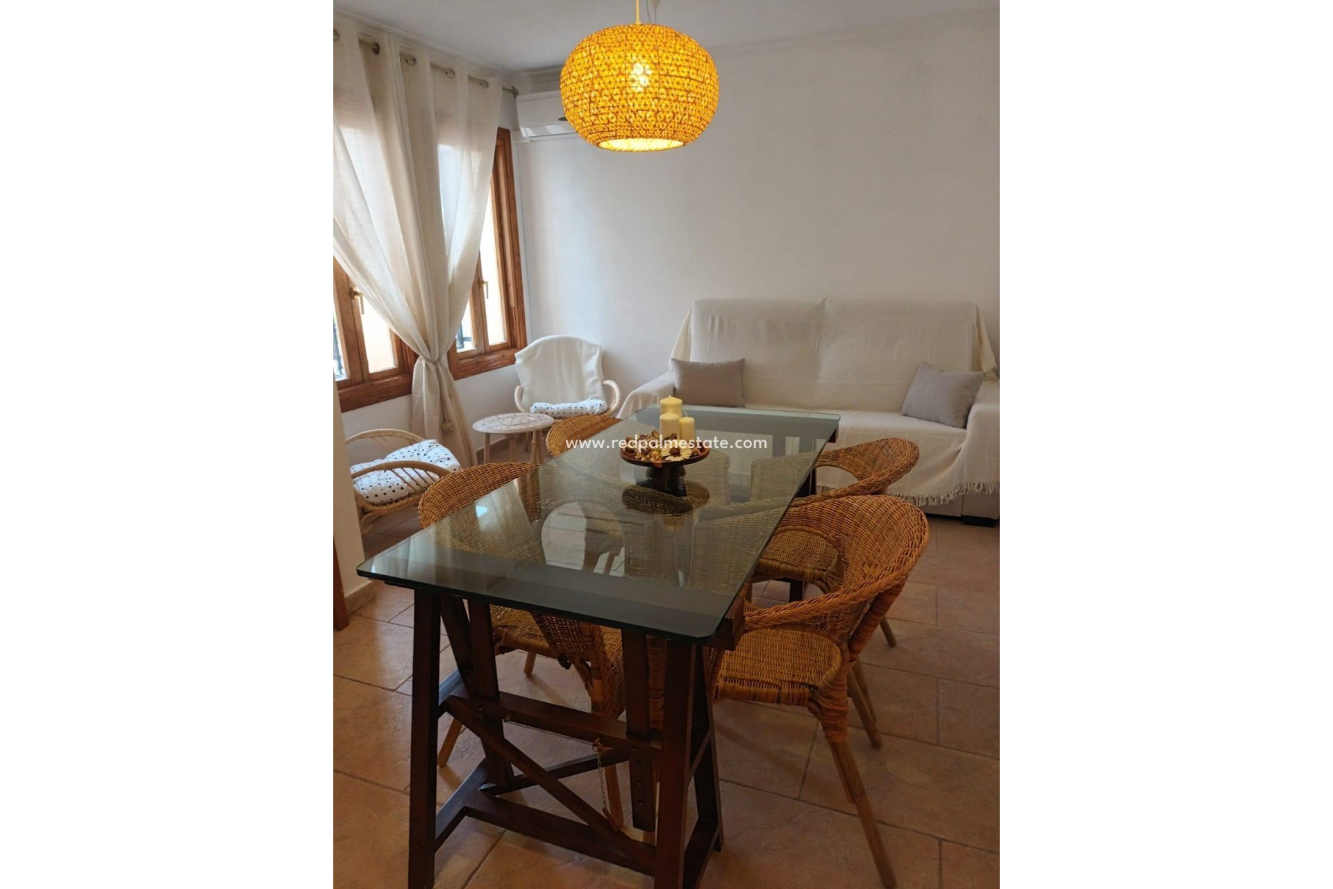 Reventa - Apartmentos -
Altea - 1a linea