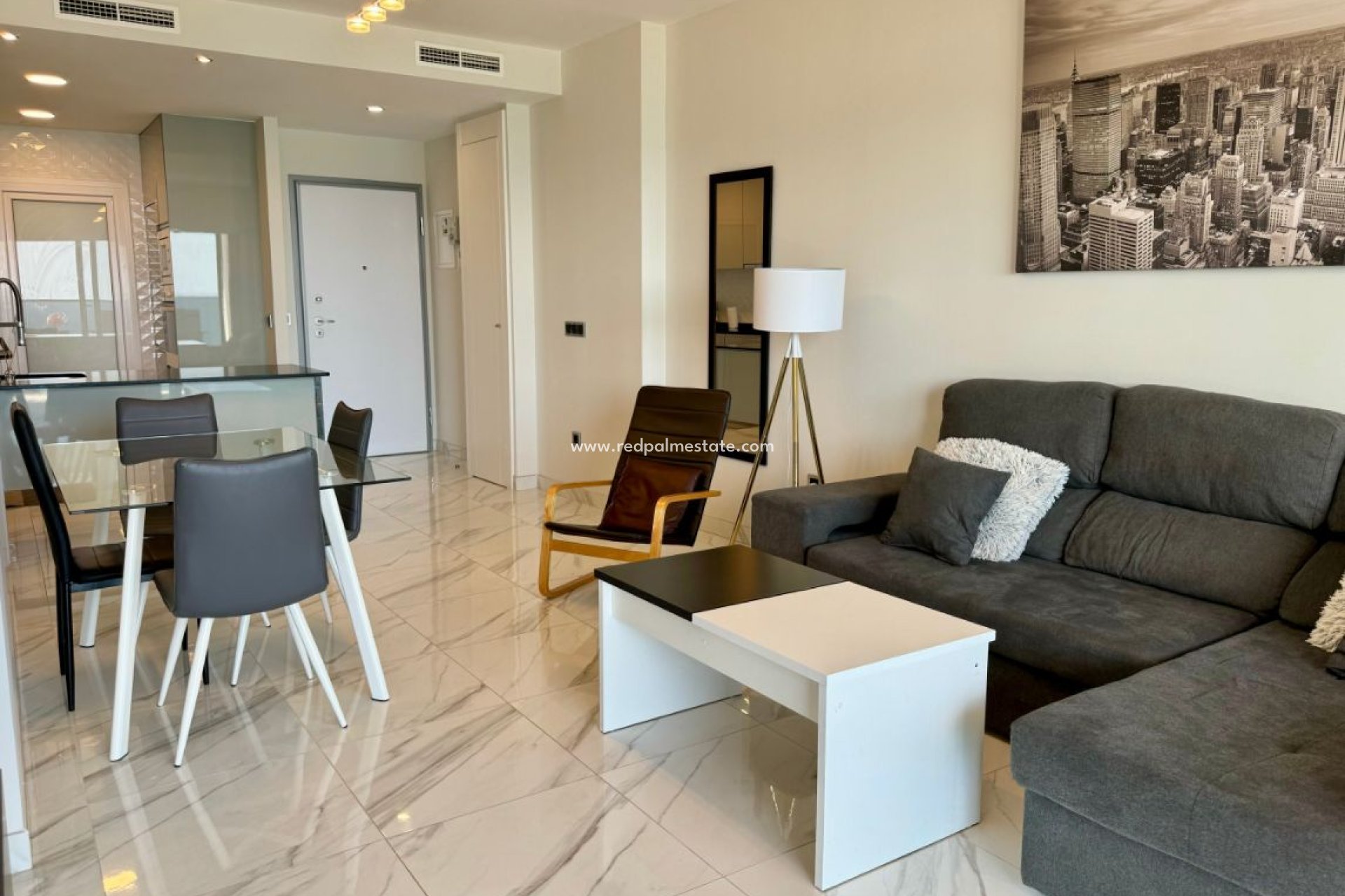 Reventa - Apartmentos -
Benidorm - Costa Blanca