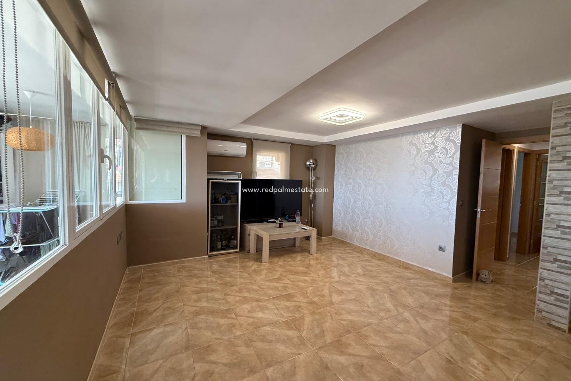 Reventa - Apartmentos -
Benidorm - Costa Blanca