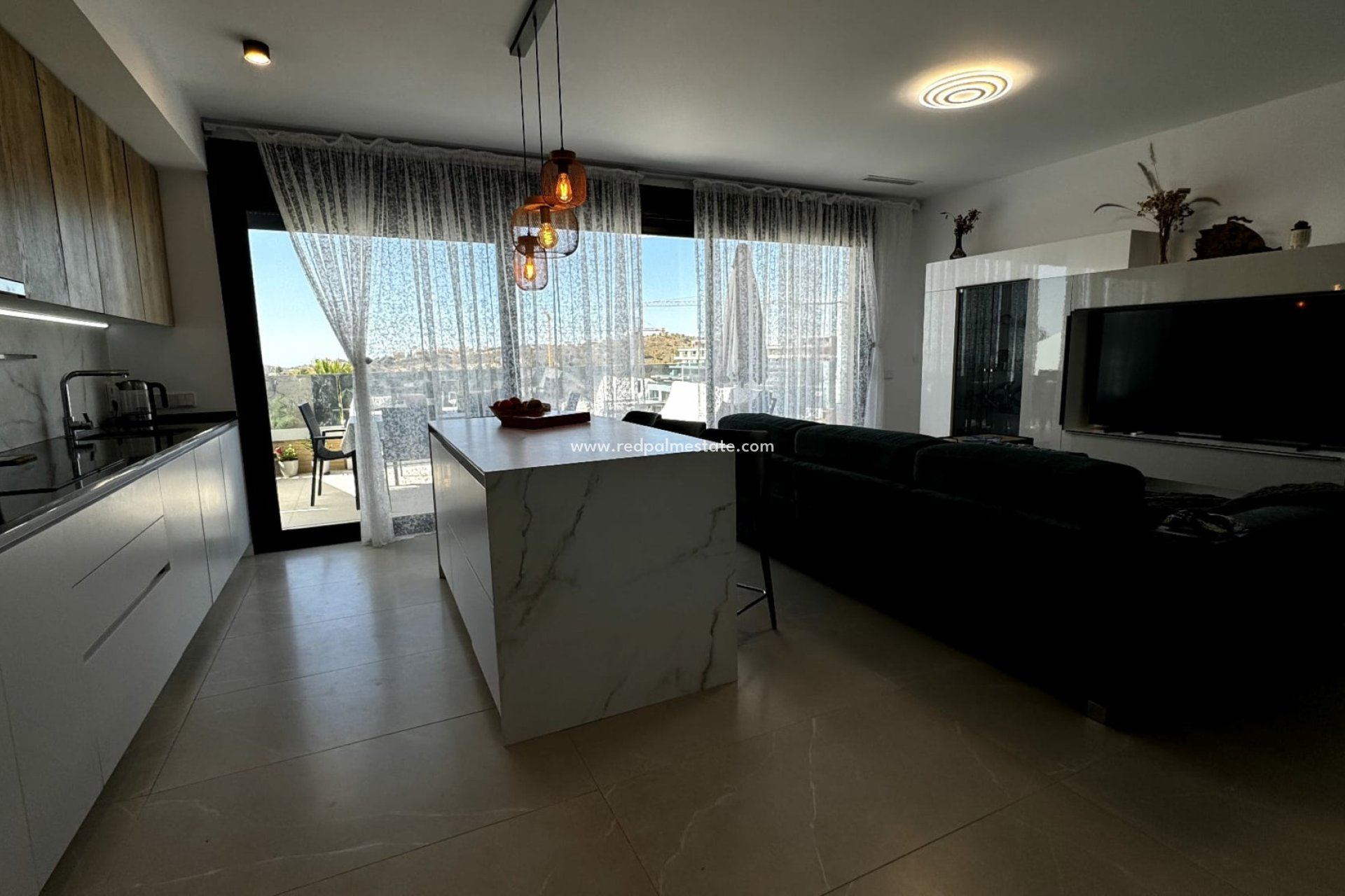 Reventa - Apartmentos -
Benidorm - Costa Blanca