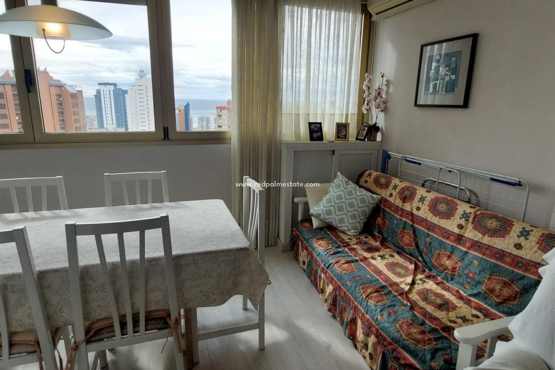 Reventa - Apartmentos -
Benidorm - Levante
