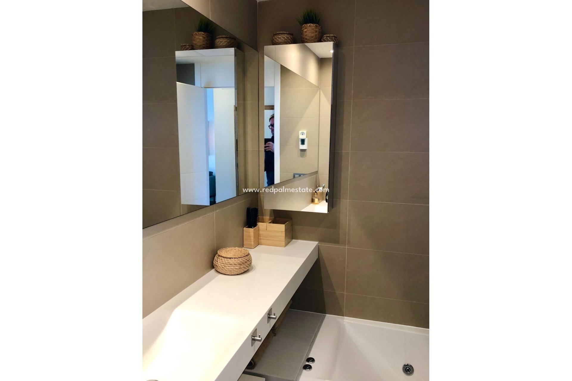 Reventa - Apartmentos -
Benidorm