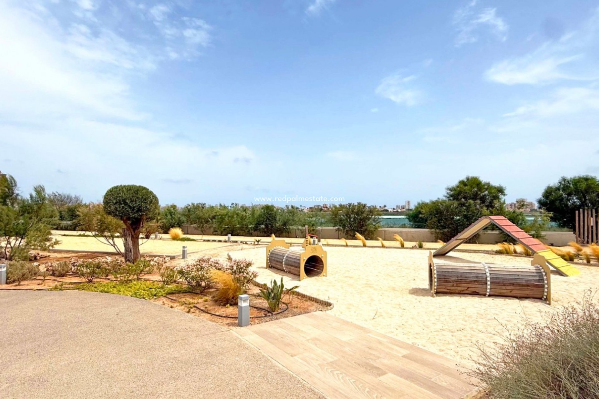 Reventa - Apartmentos -
Cartagena - Playa Honda