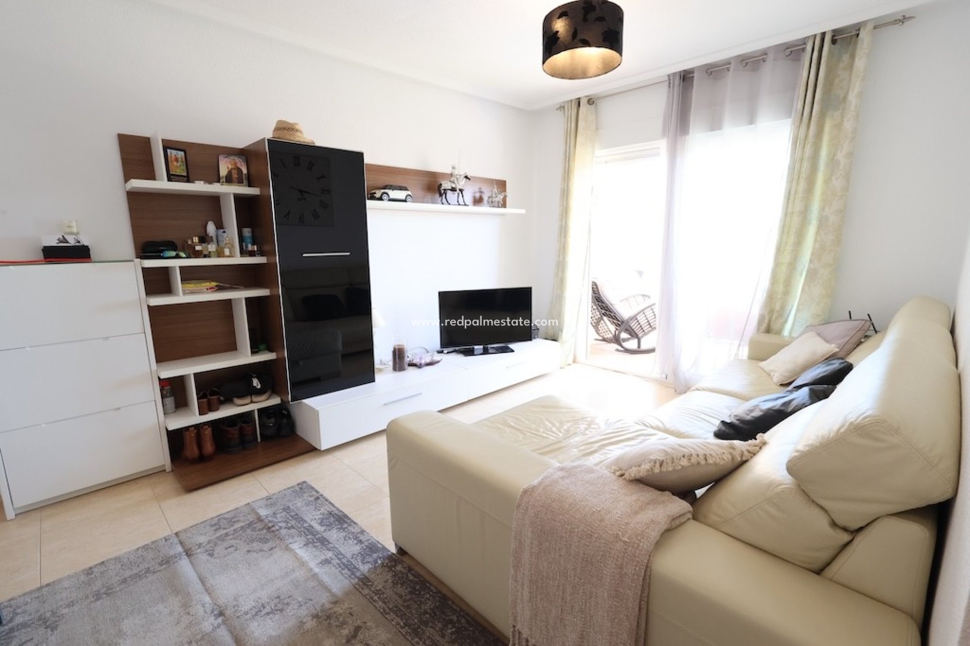 Reventa - Apartmentos -
Costa Blanca - Orihuela Costa