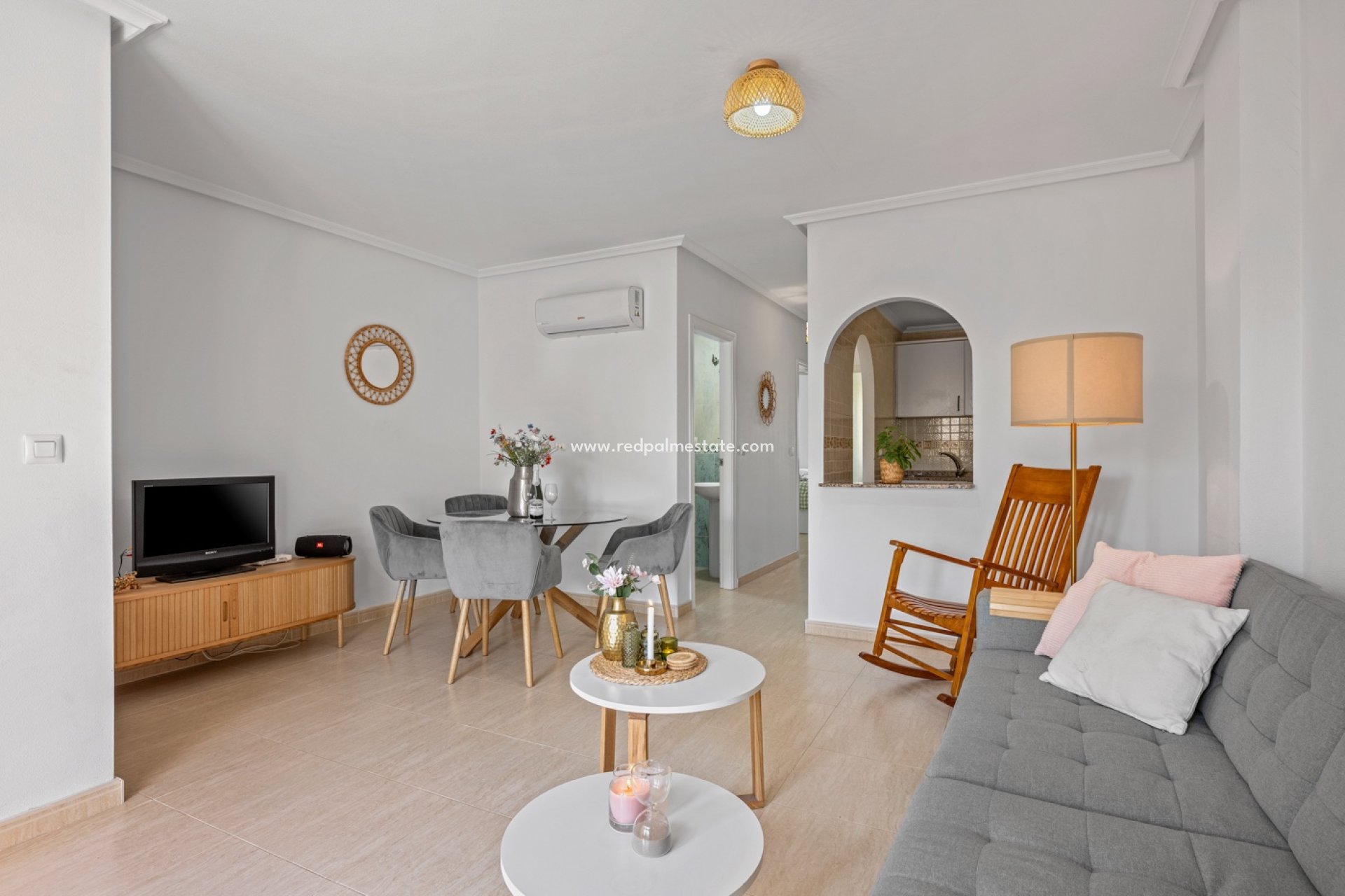 Reventa - Apartmentos -
Daya Nueva - Costa Blanca