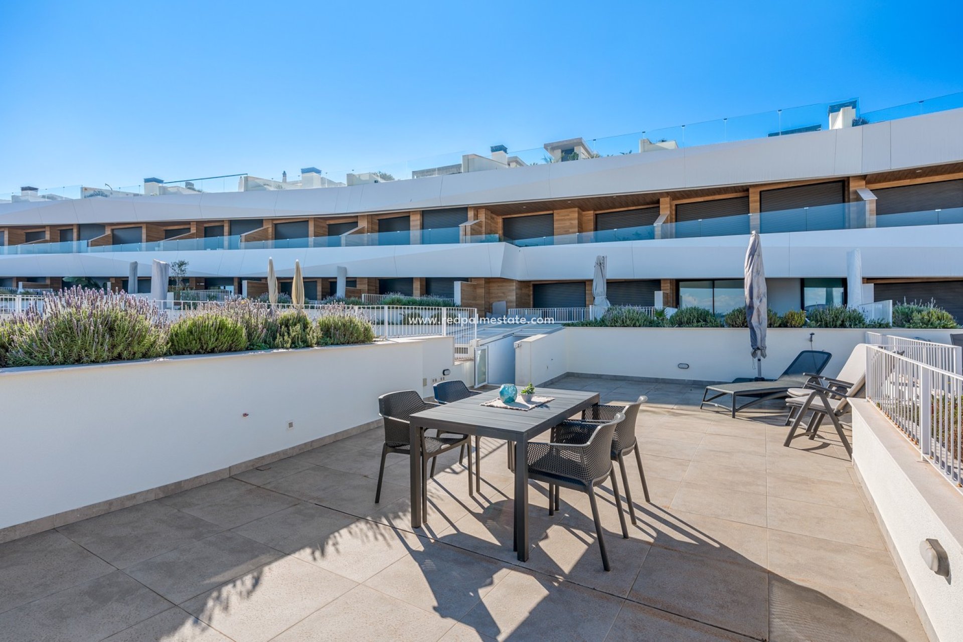 Reventa - Apartmentos -
Gran Alacant - Costa Blanca