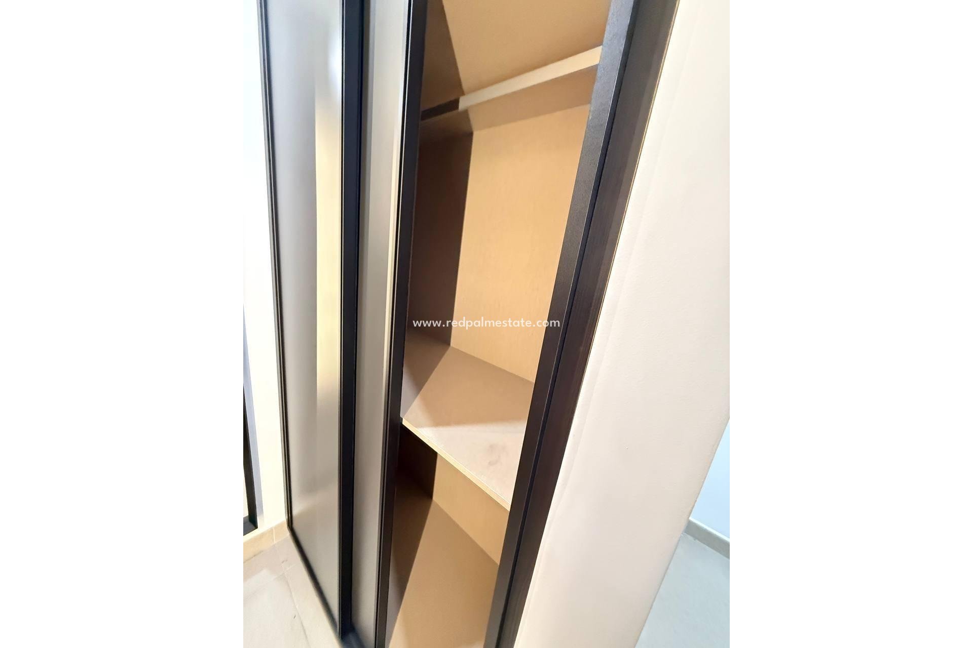 Reventa - Apartmentos -
Guardamar del Segura - Pueblo