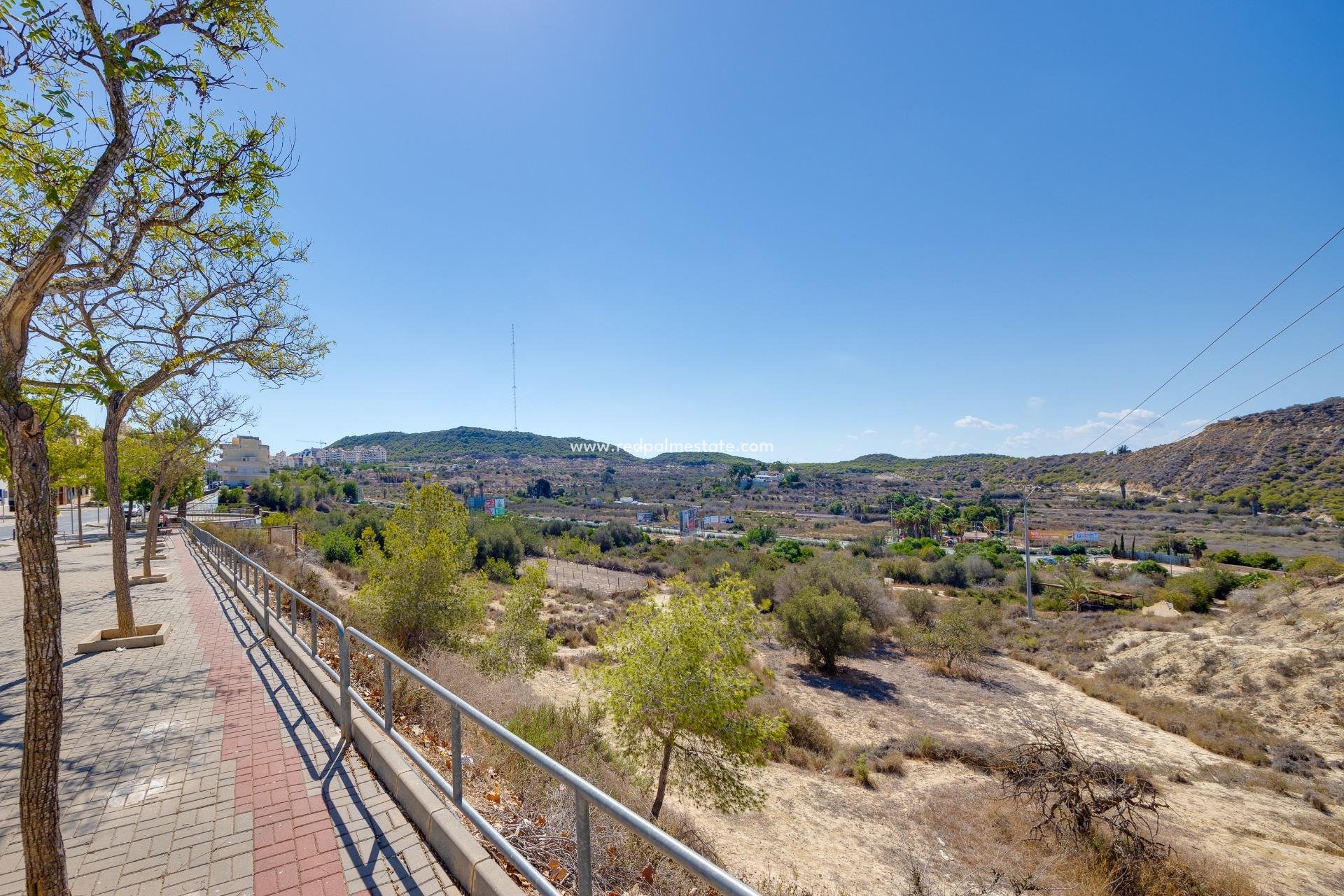 Reventa - Apartmentos -
Guardamar del Segura - Pueblo