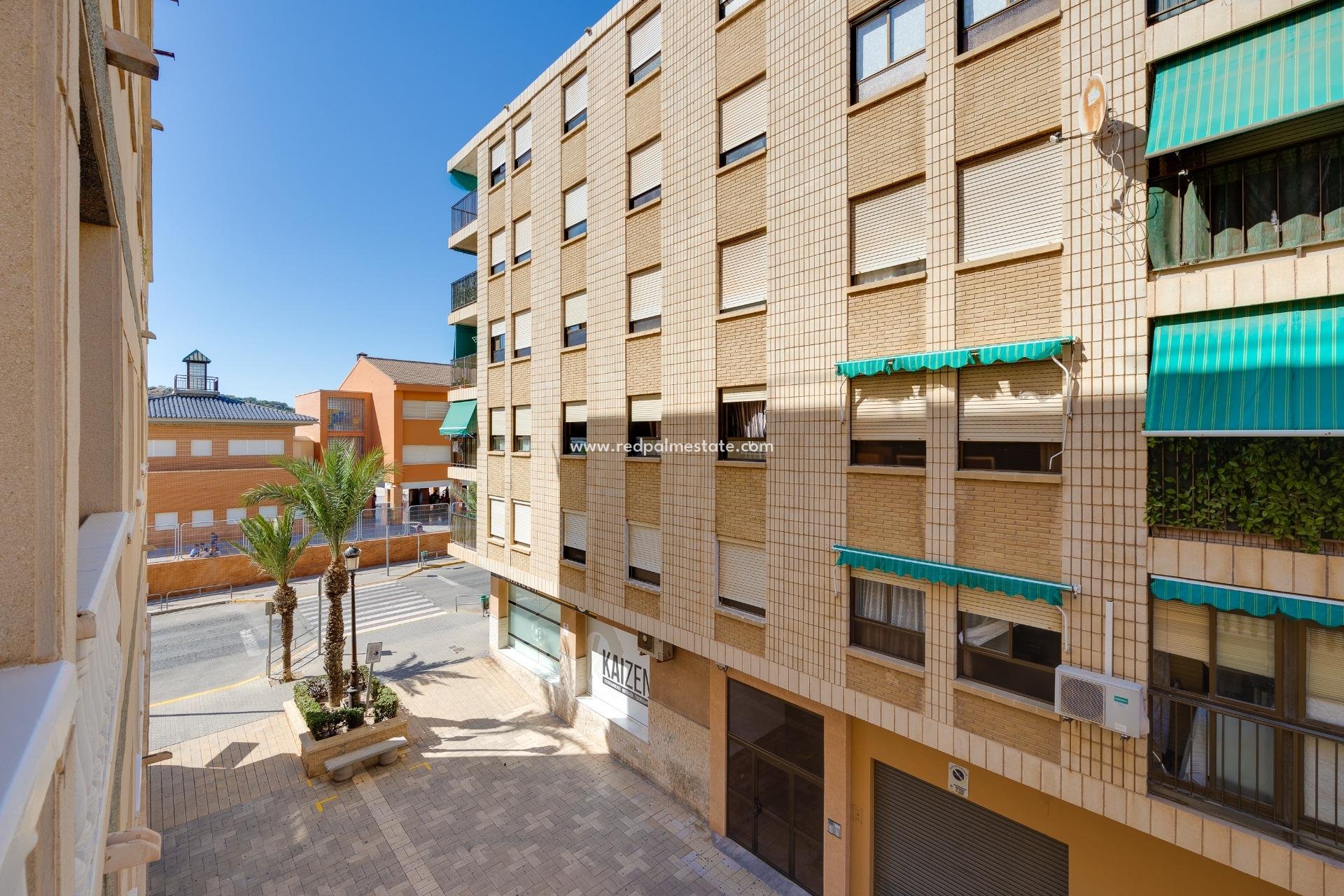 Reventa - Apartmentos -
Guardamar del Segura - Pueblo