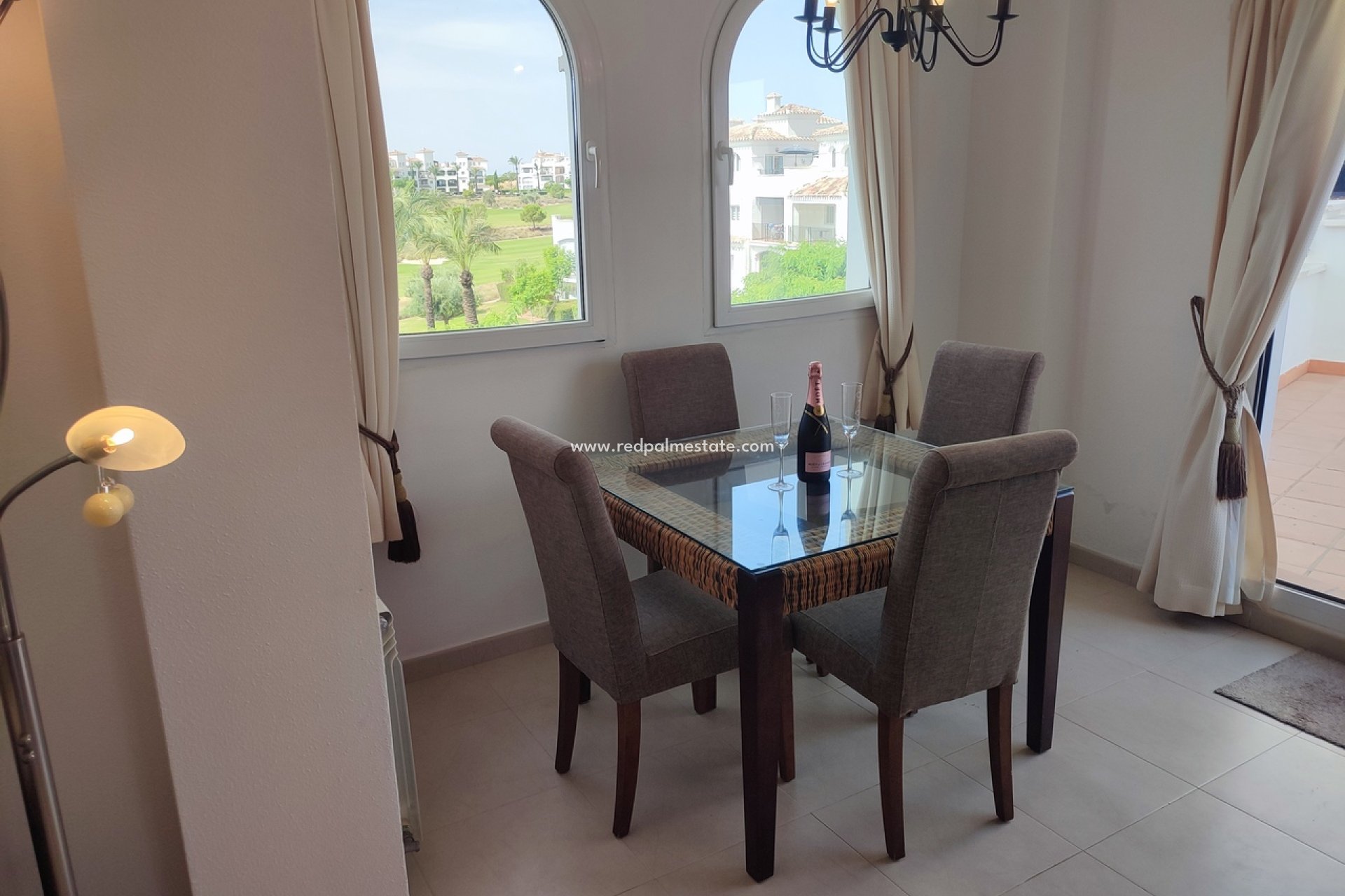 Reventa - Apartmentos -
Hacienda Riquelme Golf Resort - Inland