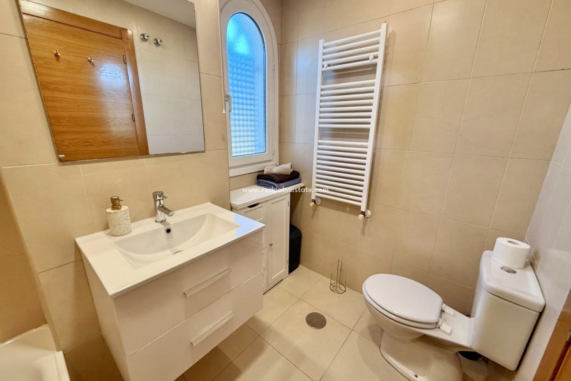 Reventa - Apartmentos -
Hacienda Riquelme Golf Resort - Inland