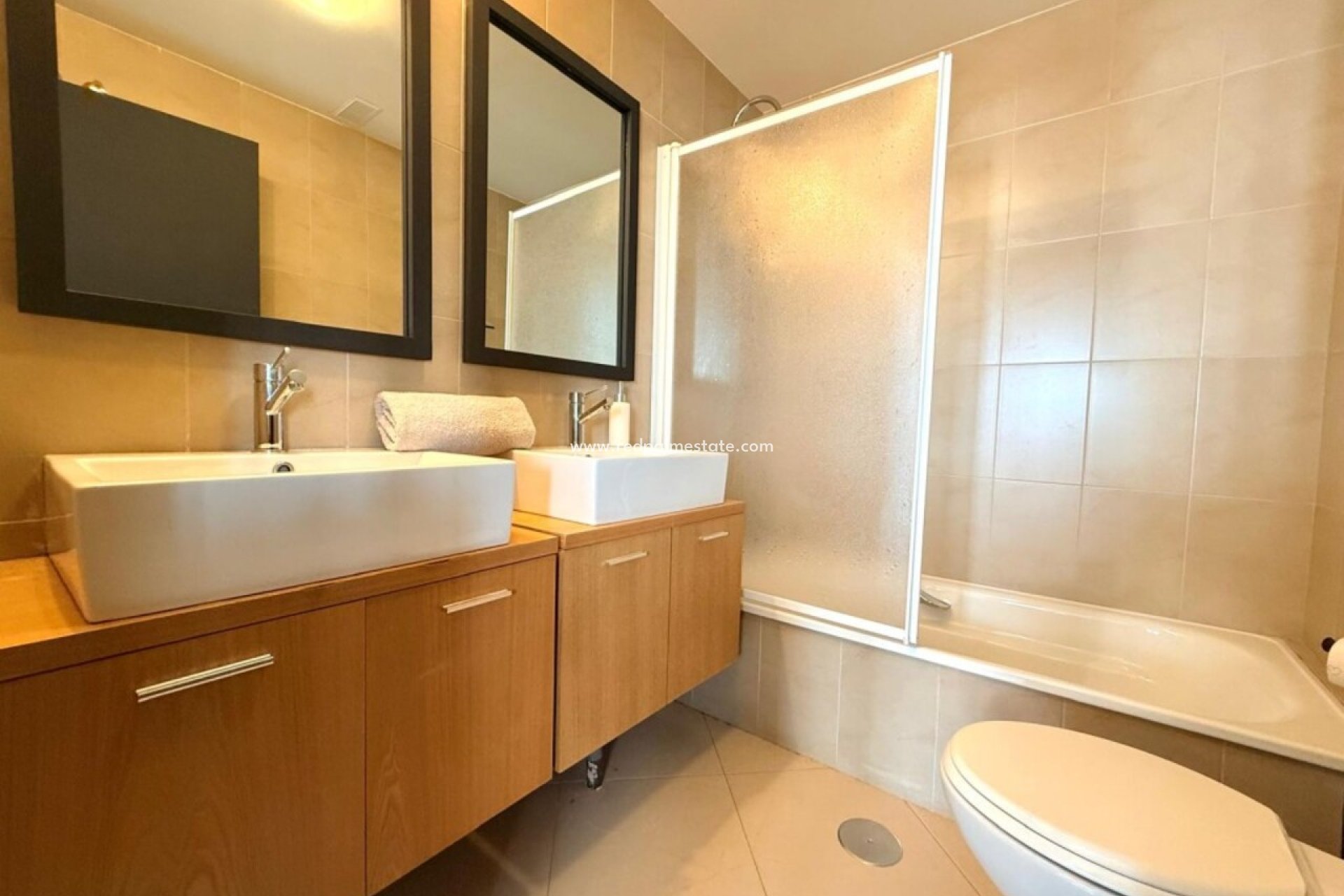 Reventa - Apartmentos -
Hacienda Riquelme Golf Resort - Inland