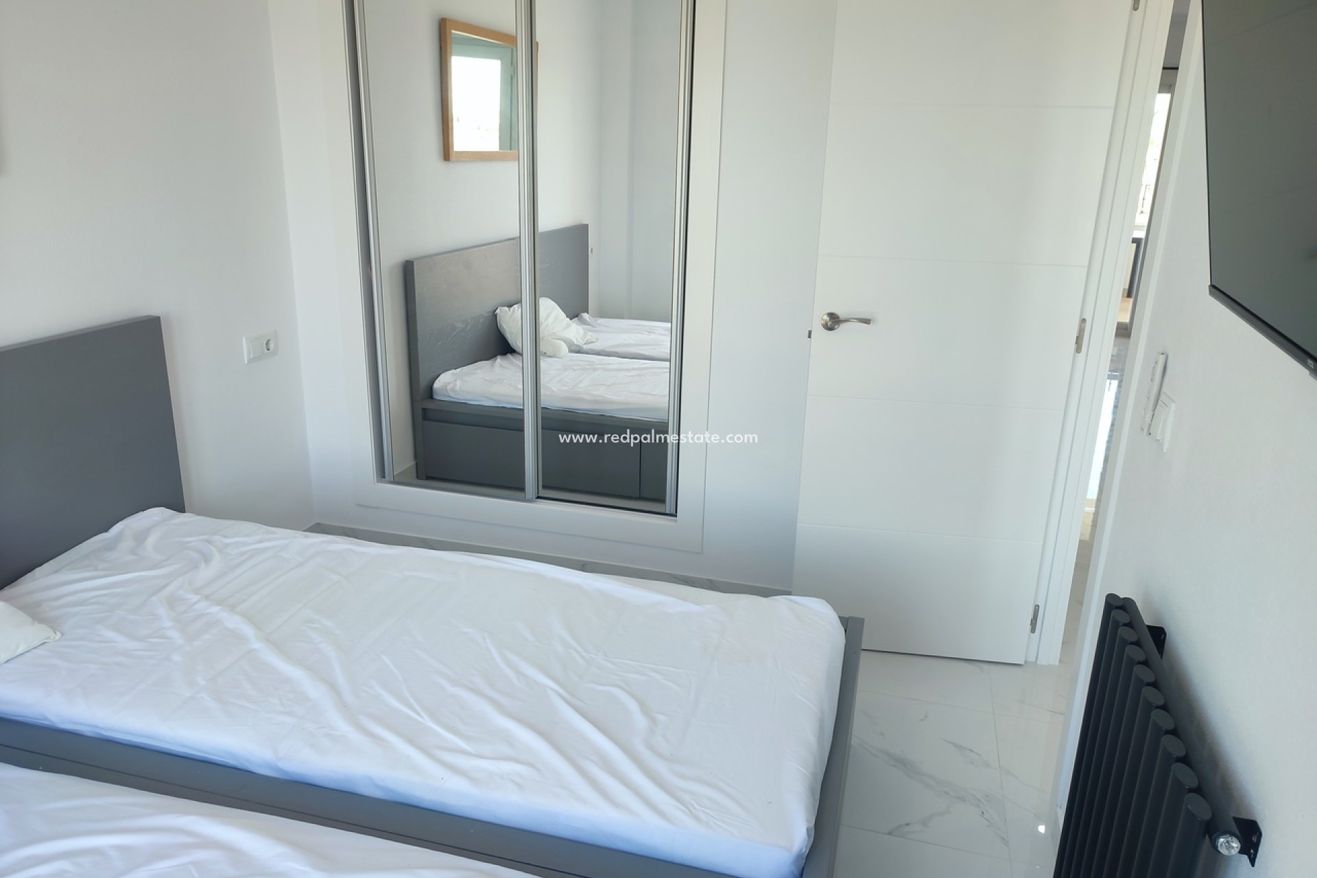 Reventa - Apartmentos -
Hacienda Riquelme Golf Resort - Inland