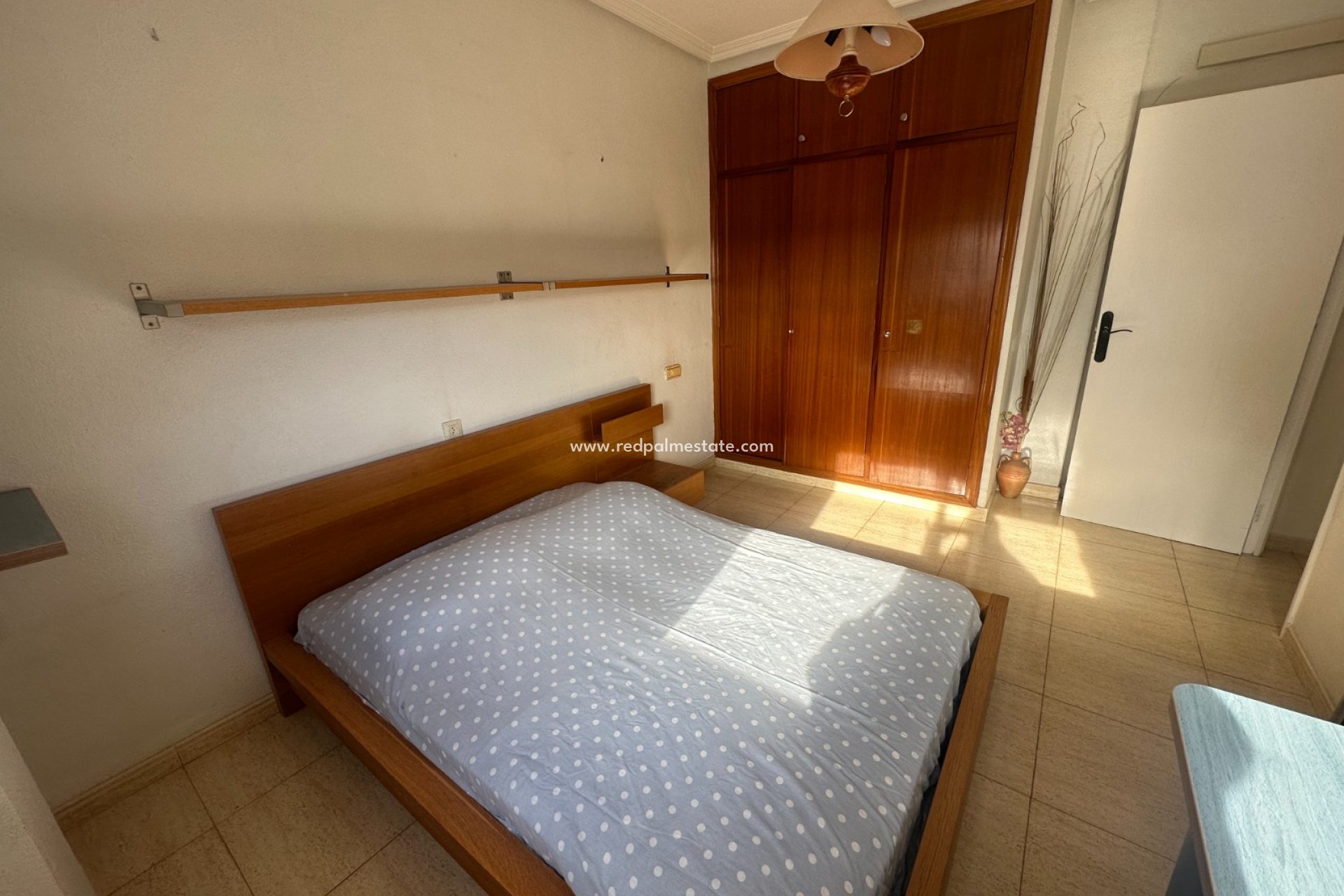 Reventa - Apartmentos -
Jacarilla - Inland