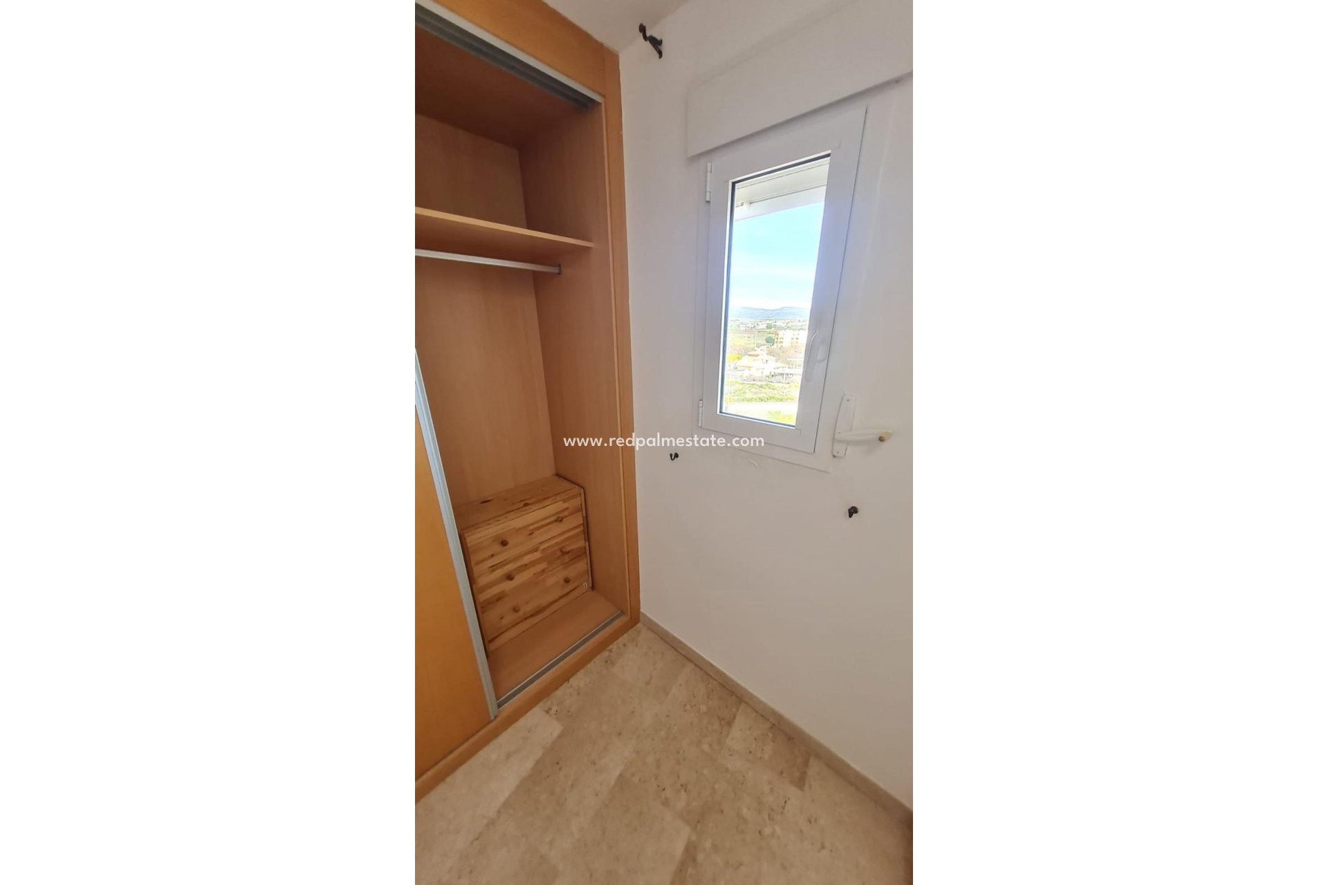 Reventa - Apartmentos -
La Tercia Golf Resort - Inland